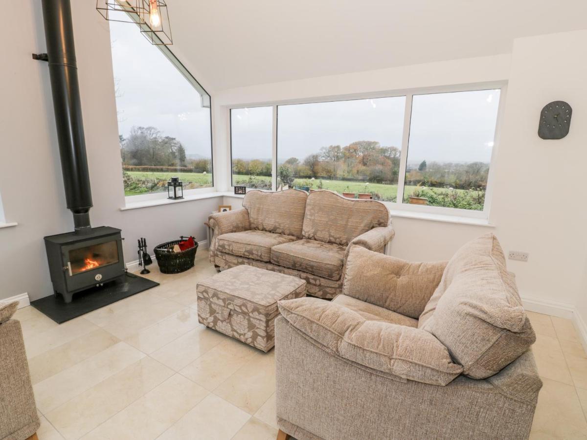Ty'N Lon Bach Villa Caernarfon Exteriör bild