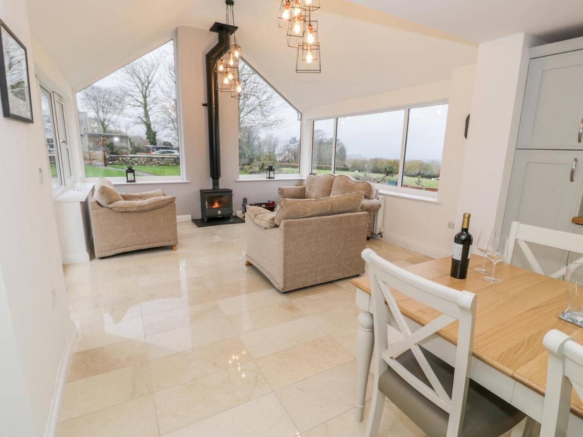 Ty'N Lon Bach Villa Caernarfon Exteriör bild